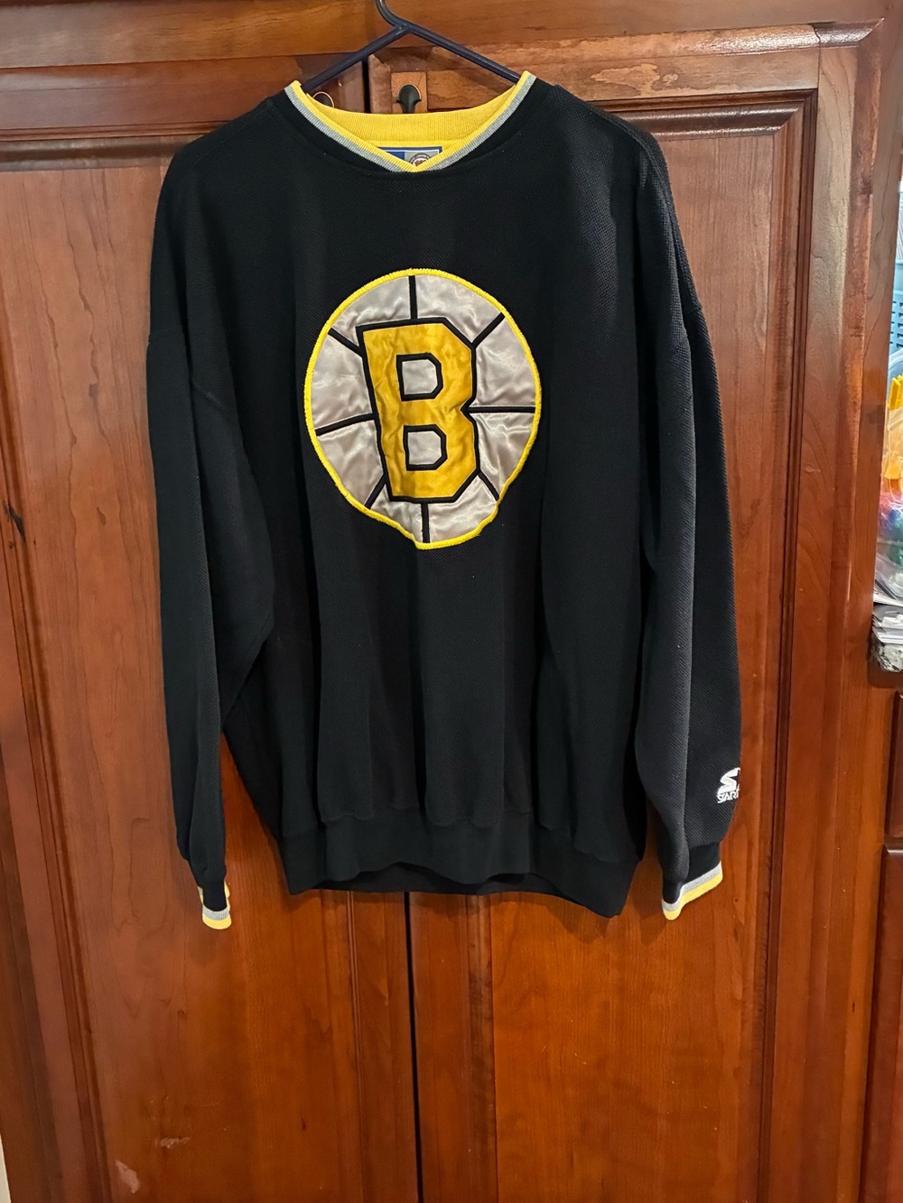 Vintage 90s Starter NHL Boston Bruins sweatshirt (Extra Large)